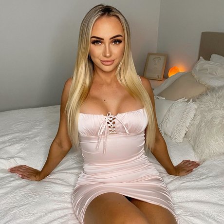 Taylah Small onlyfans pic