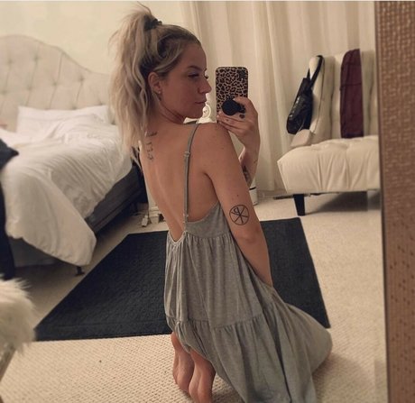 officialcorimiles ig onlyfans leams