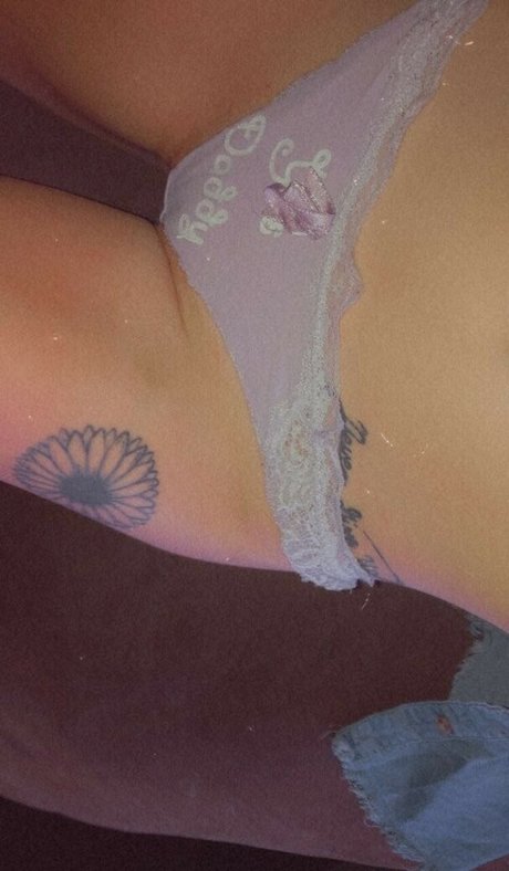 AzoraLynn onlyfans nude photos