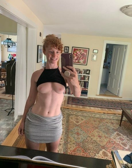 Amygingerhart onlyfans.
