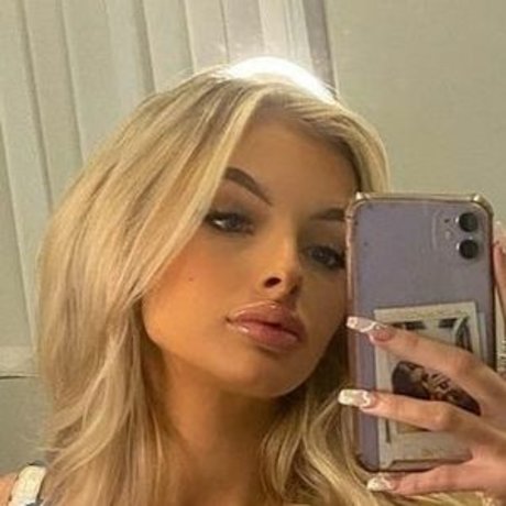 Jess Kayes onlyfans images