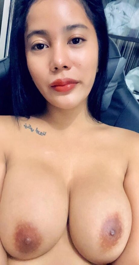 Nikki Lerona leaked onlyfans porn