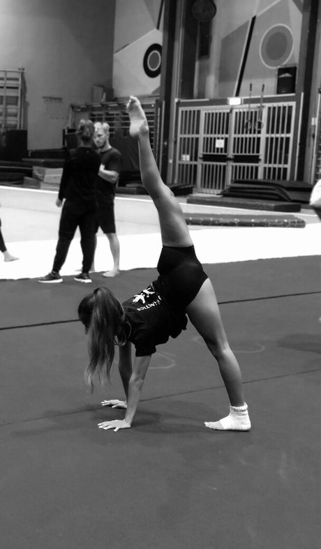 Lia Barlev only fans nude leaks