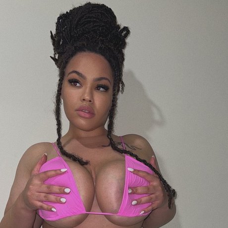 Tanya Mayenge onlyfans leak