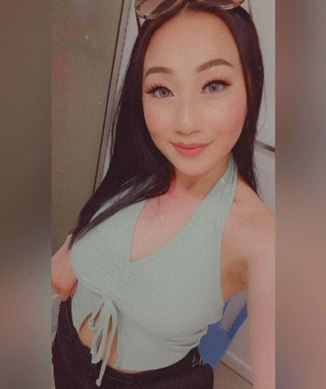 Omgwtfpaa onlyfans model photos