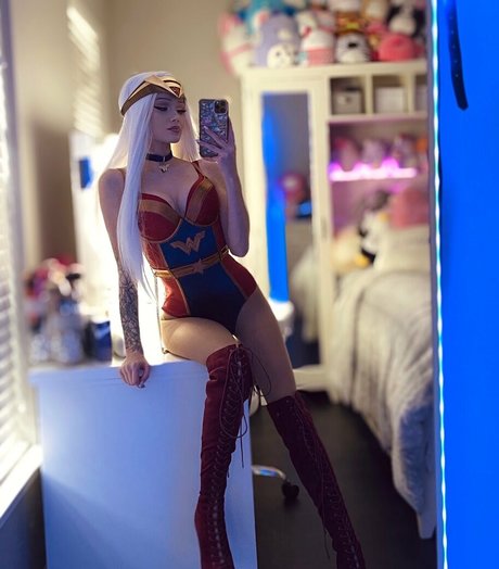 Kylee Carter naked onlyfans