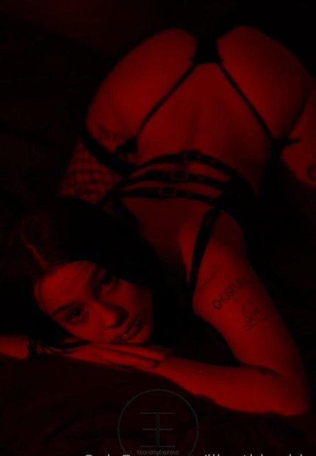 Lilgothbarbie nude onlyfans pics