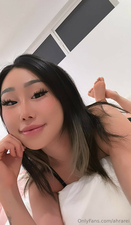 Waifuo onlyfans model photos