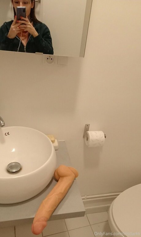 dirty iris onlyfans pic