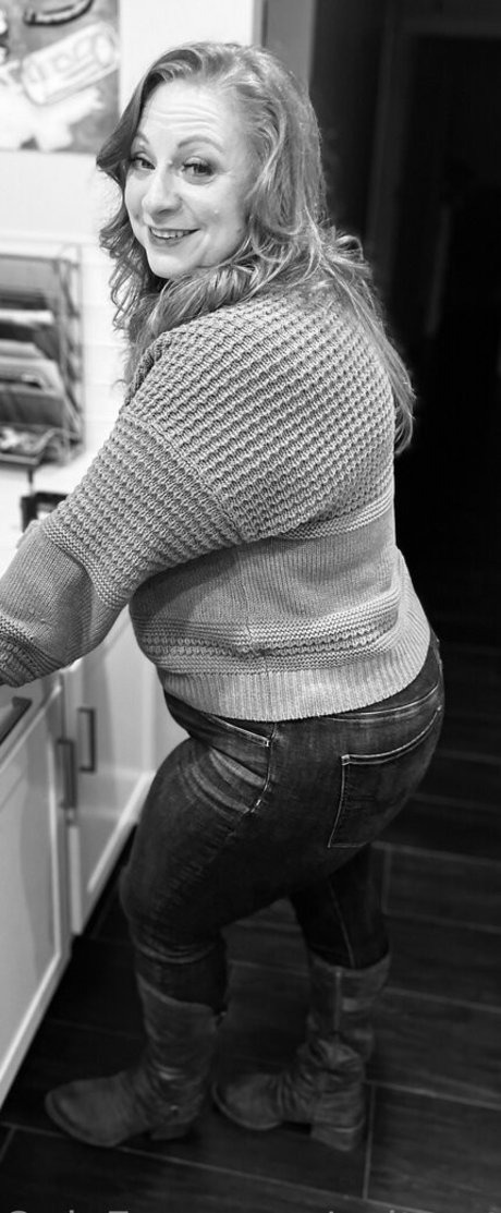 sultrystoner77 only fans photos