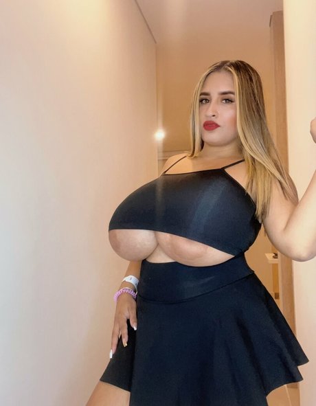 Darli Karina nude onlyfans leak