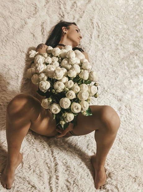 kitsuneko free naked onlyfans leak