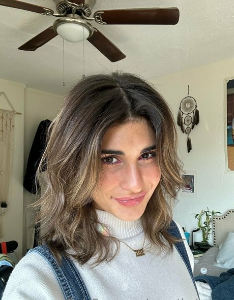 sweetbutsavvy nude onlyfans pics