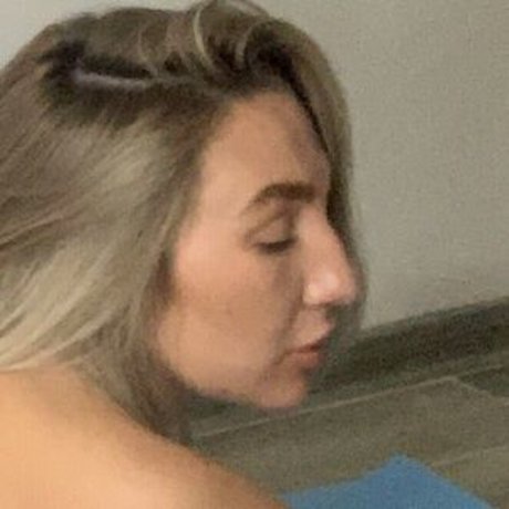 lava lexi onlyfans nude leaked