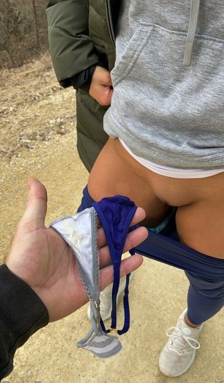 mrwanderingwifexxx onlyfans free