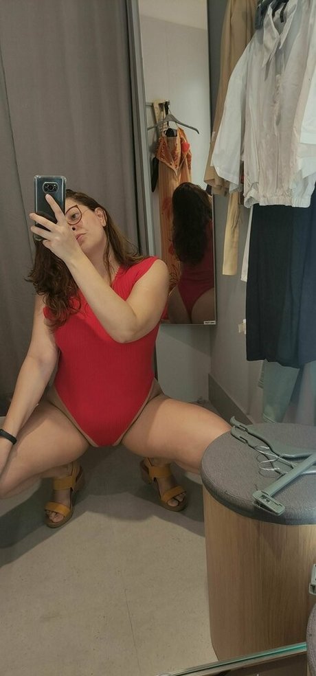 MomoTama onlyfans ass