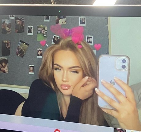 Neave Dare only fans naked