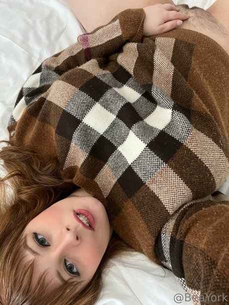 Bea York naked onlyfans