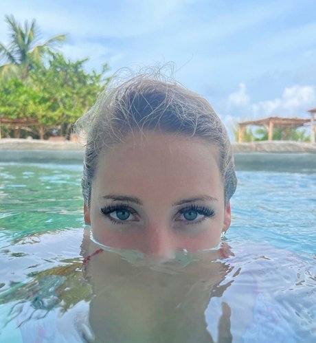 Bethystory nude onlyfans