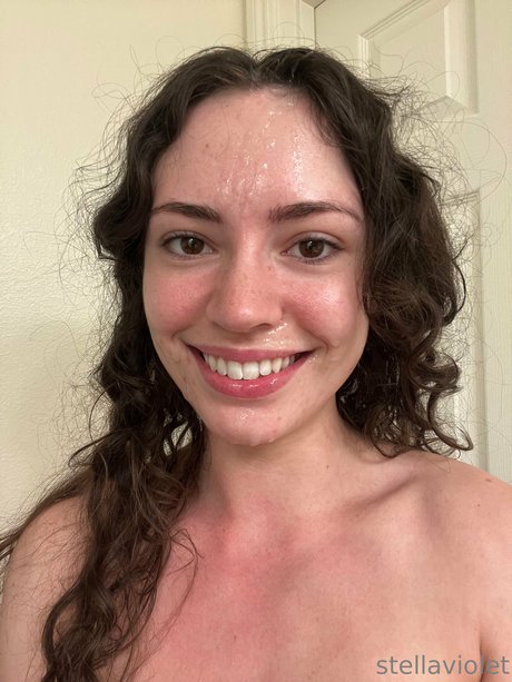 Stella Violet onlyfans post