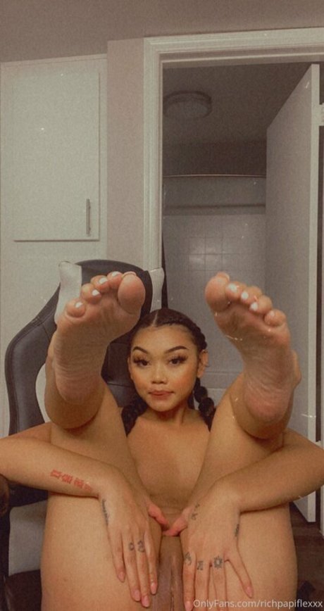 Lina Flexxx onlyfans leak naked