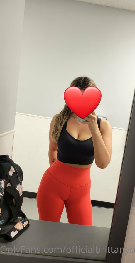 Scarlet Winters naked only fans