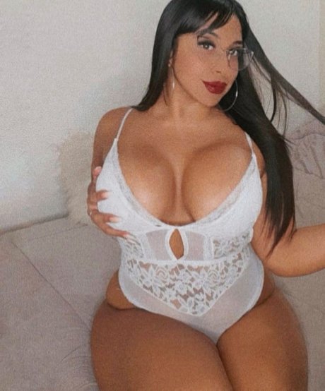 Rocioflorenciaa onlyfans nude pictures