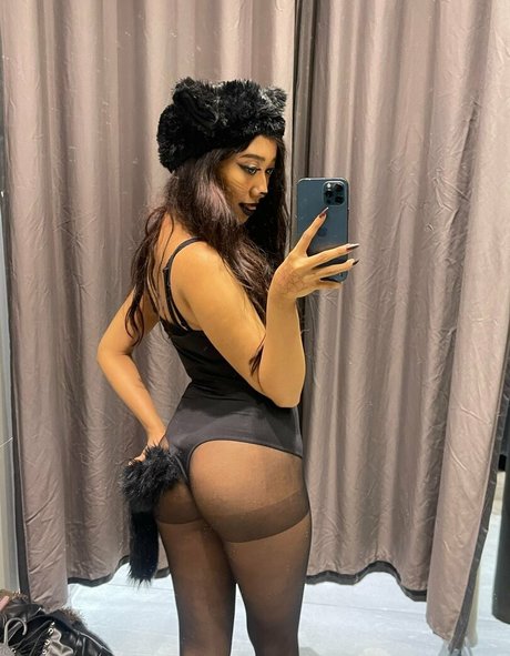 Sgirlmona onlyfans leajs