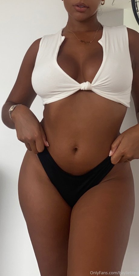 Bayliebleu only fans pics