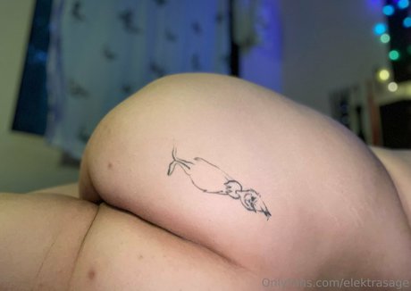 Sage Lux Sagelux onlyfans explicit content