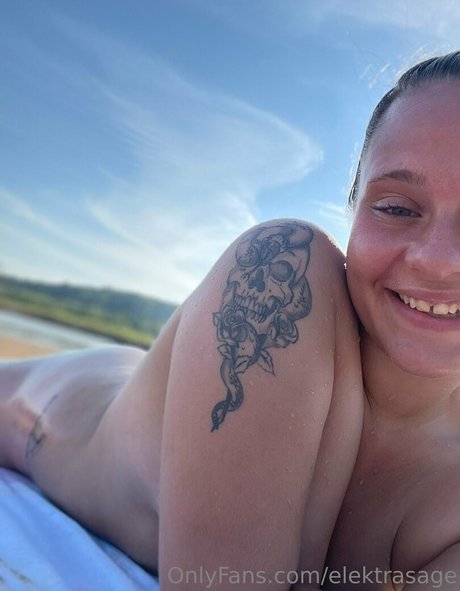 Sage Lux Sagelux desnuda onlyfans