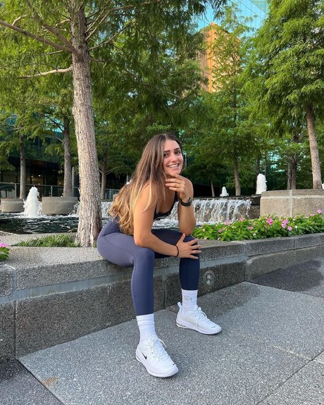 Michela Arbocco onlyfans topless