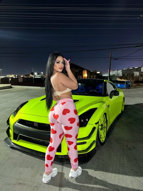 Nadia Khar onlyfans naked pics