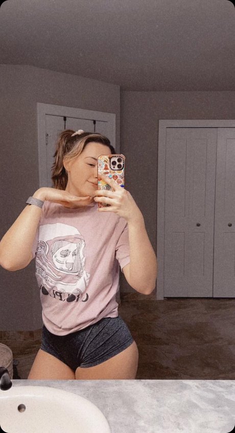 Alice Klomp onlyfans naked leak