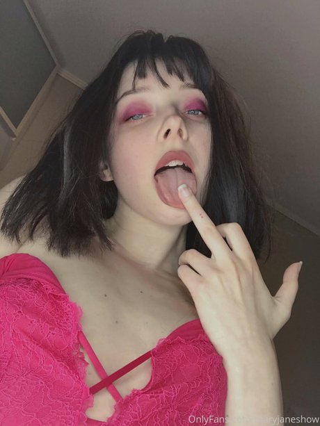 Malvinamoney is on onlyfans