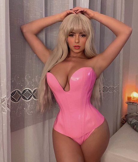 Demi Rose_ onlyfans leaked pics