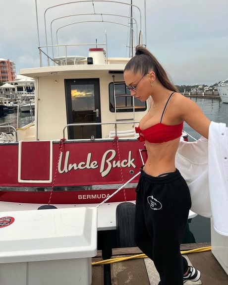 Elsie Hewitt onlyfans creator