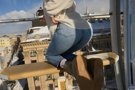 Layana Devis onlyfans strip