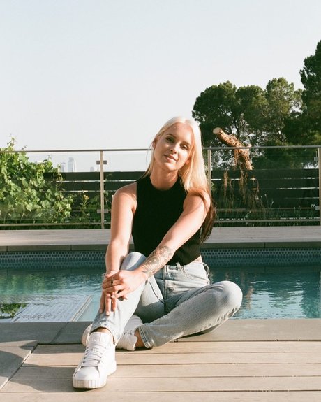 Sonja Reid_ tits onlyfans