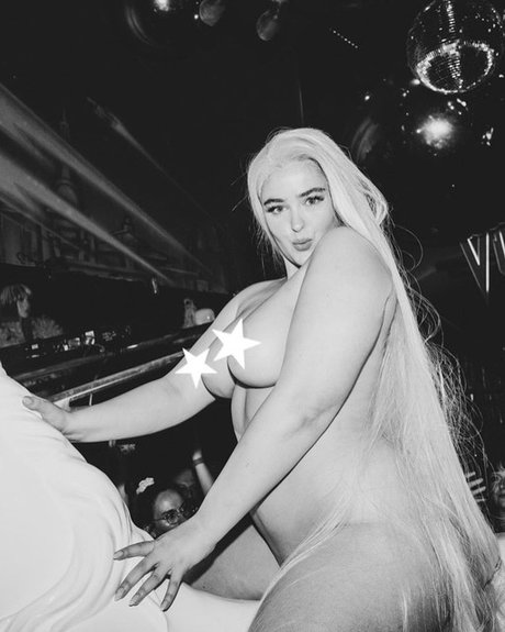 Stefania Ferrario onlyfans free