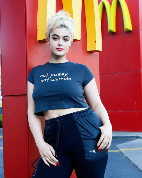 Stefania Ferrario nude on onlyfans