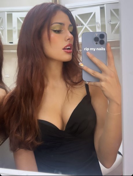 Isabella Ferregur porn only fans