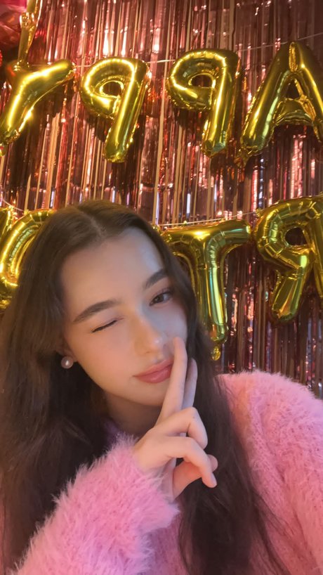 Dasha Taran_ Profile pic