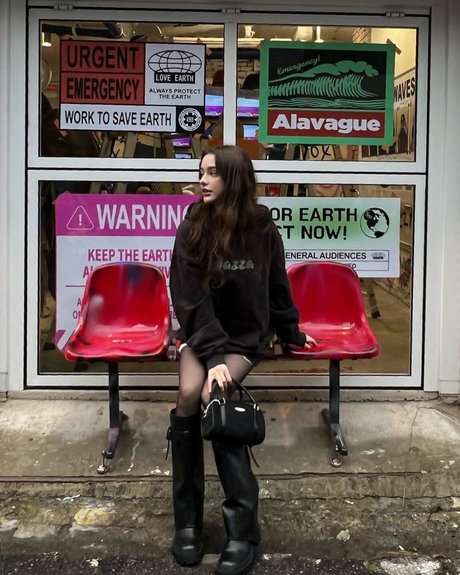 Dasha Taran_ onlyfans picture