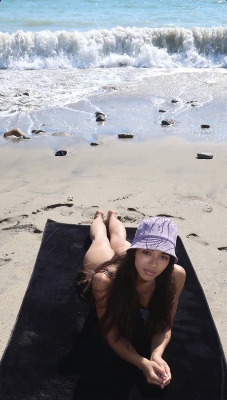 Yovanna Ventura onlyfans naked