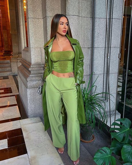 Lacey Montgomery onlyfans leaks