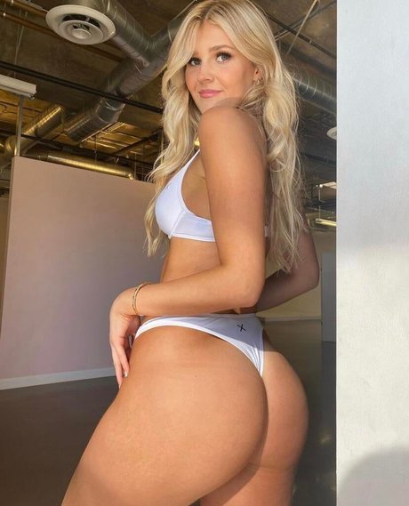 Boutinela Model nudes onlyfans