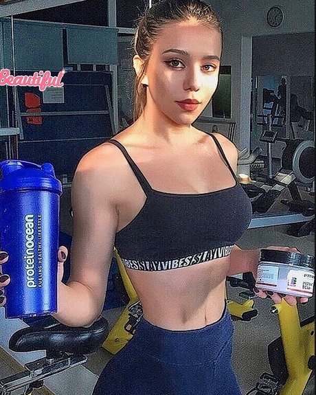 Sinem Ozgur onlyfans nude pictures