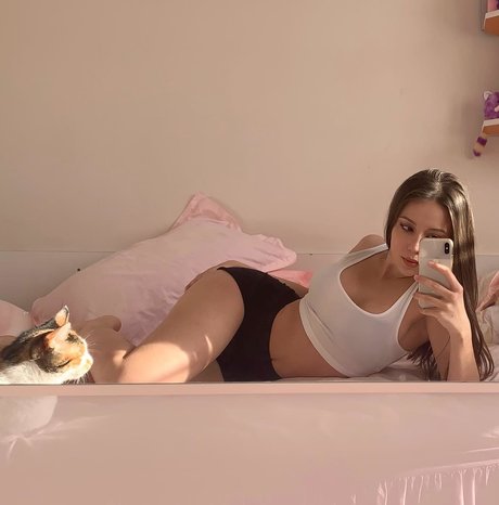 Sinem Ozgur onlyfans nudes