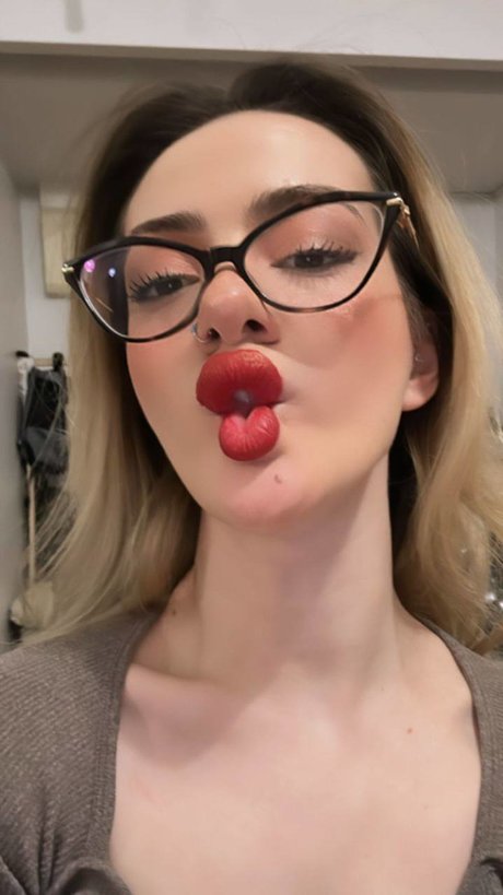 Oznur Guven_ onlyfans leaked naked